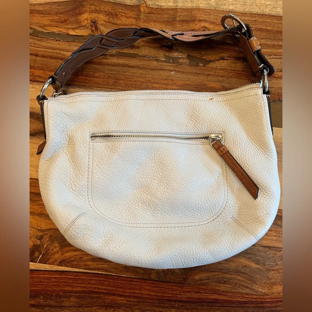 Coach white purse - Picture 2 of 8